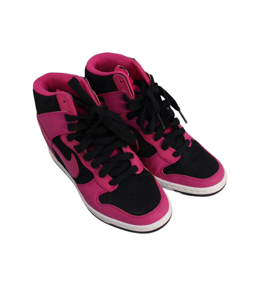 A Pink Sneakers from Nike in size 11Y for girl. (Front View)