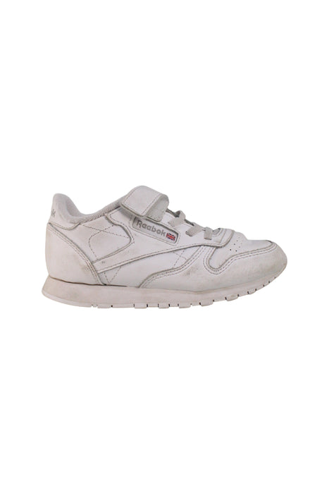 A White Sneakers from Reebok in size 4T for neutral. (Back View)