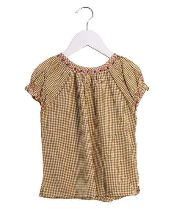 A Brown Short Sleeve Tops from Velveteen in size 6T for girl. (Front View)