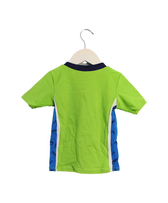A Green Active Tops from ELLE in size 4T for boy. (Back View)