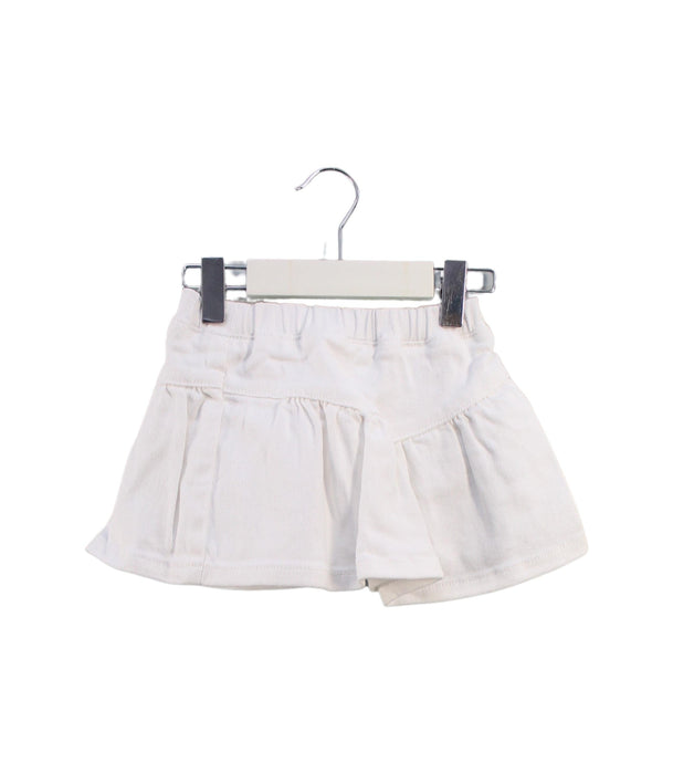 A White Short Skirts from Seed in size 3T for girl. (Front View)