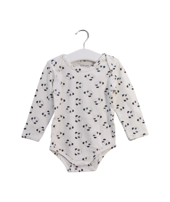 A White Long Sleeve Bodysuits from Vertbaudet in size 18-24M for boy. (Front View)