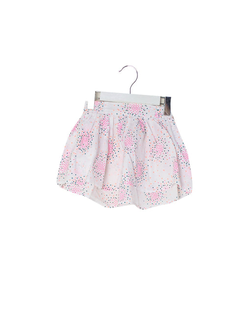 A White Shorts from Kidsagogo in size 2T for girl. (Front View)