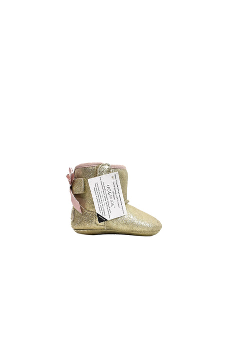 10020049 UGG Baby~Boots 0-3M (EU 16) at Retykle